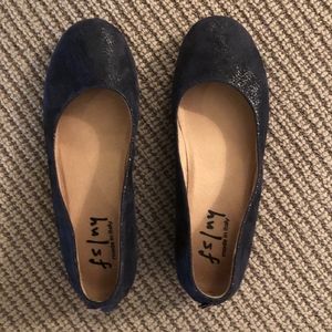 navy blue flats